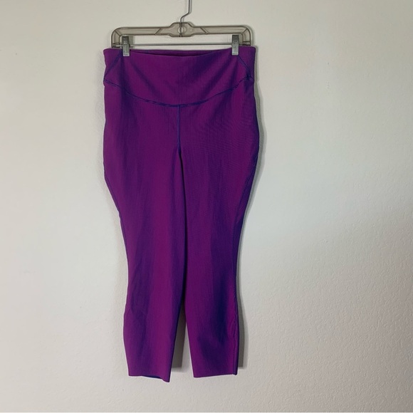 Lululemon women’s base pace two tone ribbed crop 23” leggings 12 - Picture 6 of 9